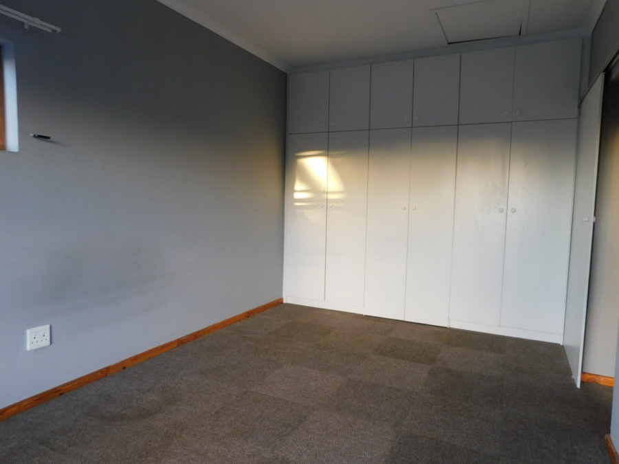 6 Bedroom Property for Sale in Dobson Western Cape